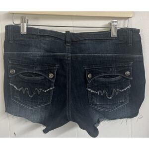 EUC Junior's Rue21 Stretch Dark Low Rise Raw Hem Denim Jean Shorts Size 7/8‎